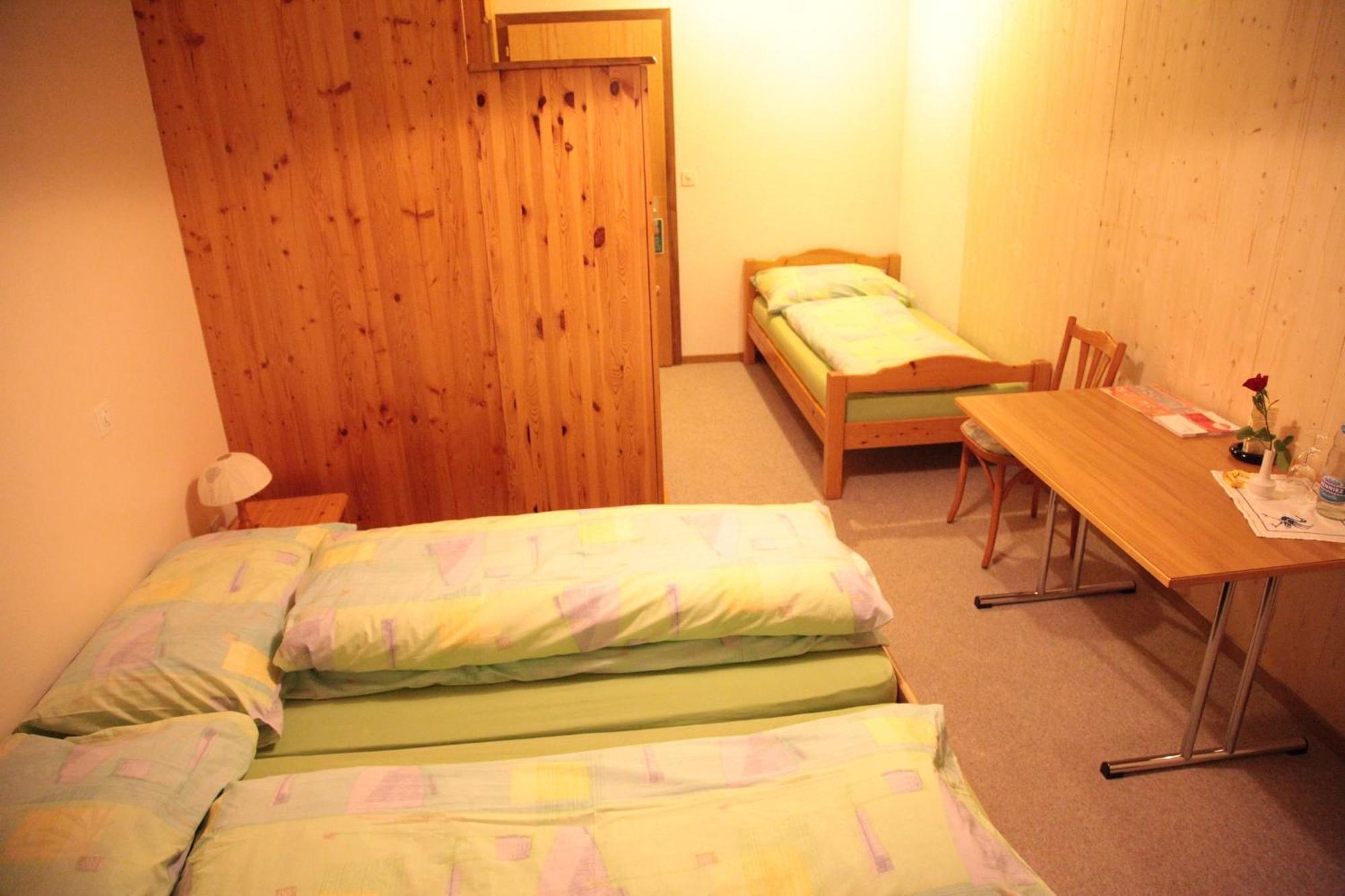 Hotel De Commune Dombresson Kültér fotó
